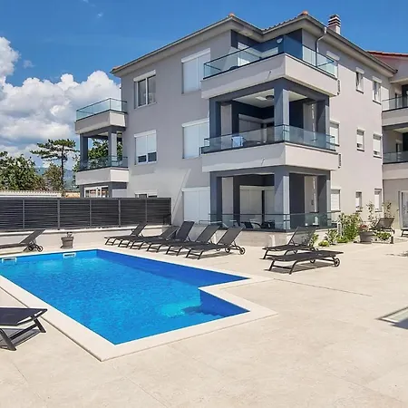 Апартаменты Awesome Apartment In Silo With Wifi