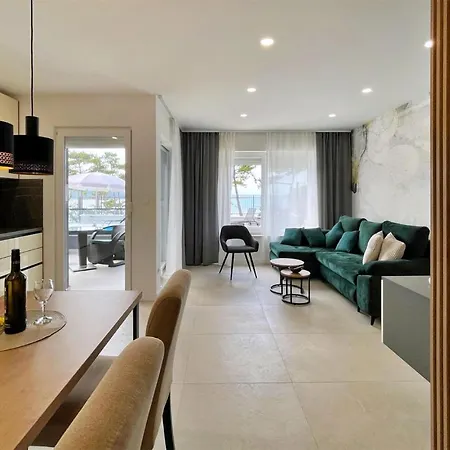 Апартаменты Awesome Apartment In Silo With Wifi